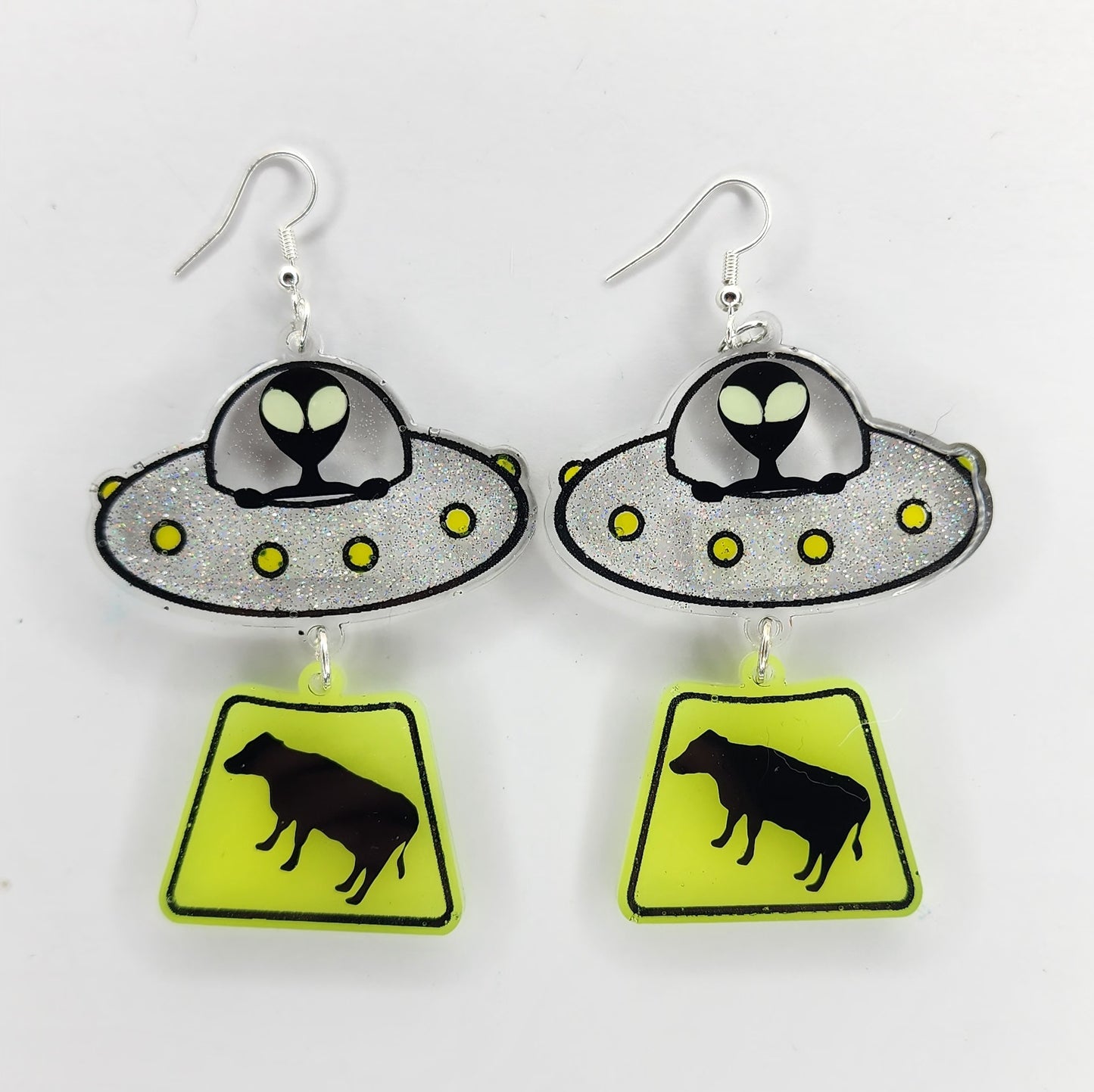 UFO (UV/Glow in the Dark)